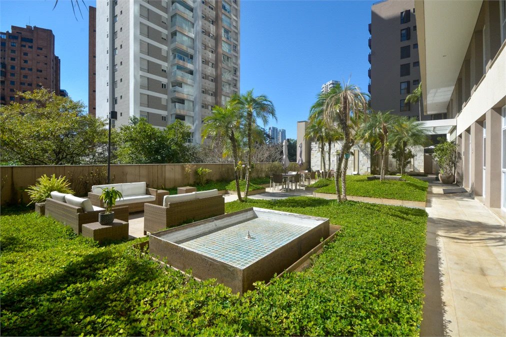 Apartamento à venda com 3 suítes em Jardim Fonte do Morumbi, São Paulo, SP