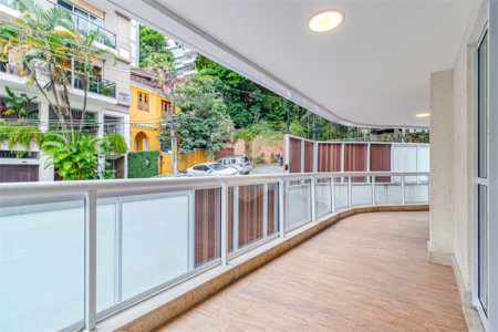 Apartamento à venda com 3 quartos, sendo 2 suítes, em Lagoa, Rio de Janeiro, RJ