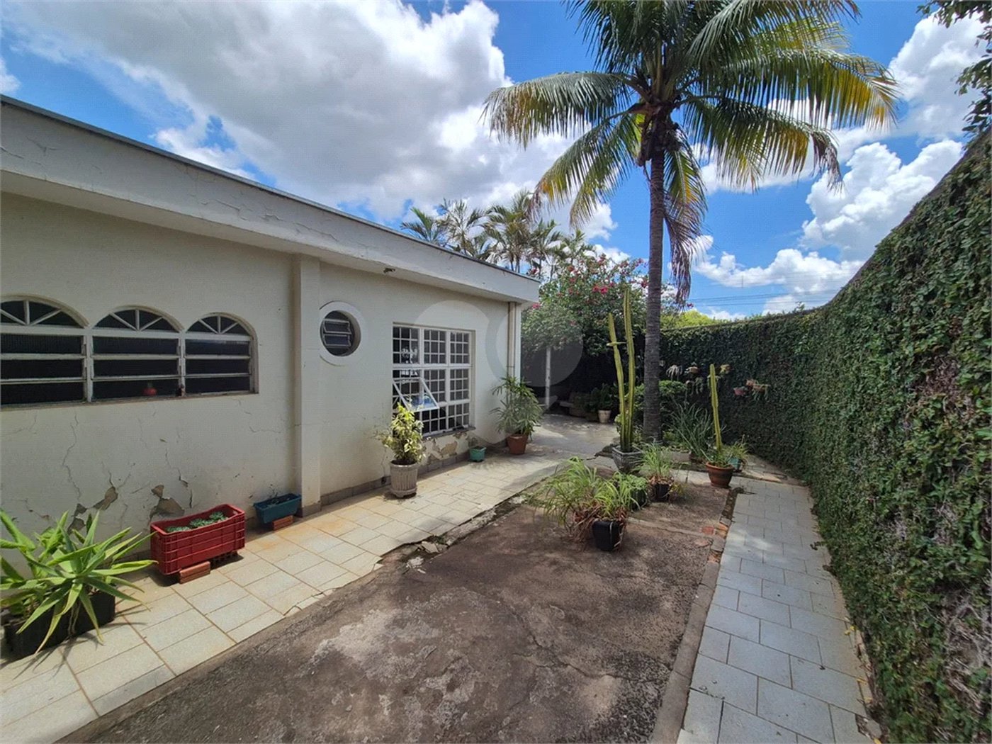 Casa à Venda na Vila Rezende – Piracicaba/SP - Ideal para moradia ou investimento comercial (clínicas, escritórios, consultórios
