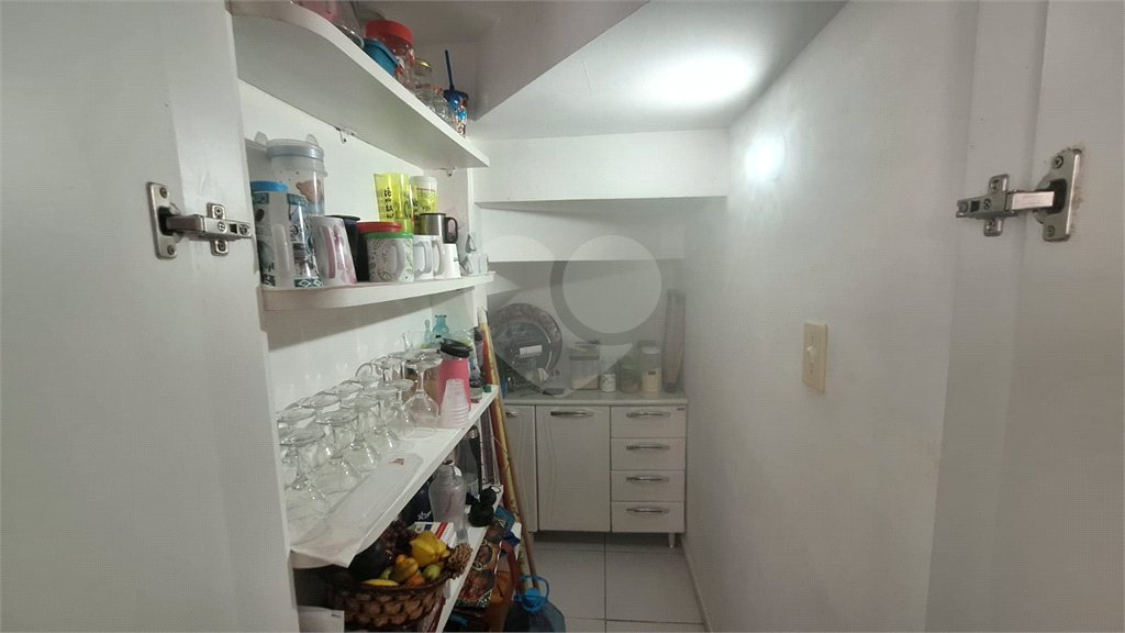 Casa à venda com 2 quartos no condomínio Karolyne, Votorantim - SP