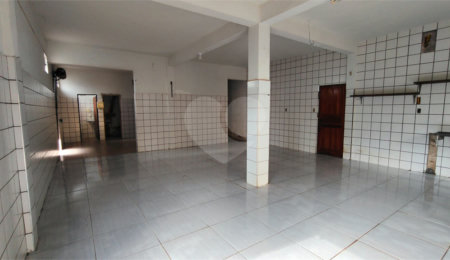 Salão para alugar em Chapadinha, Itapetininga, SP