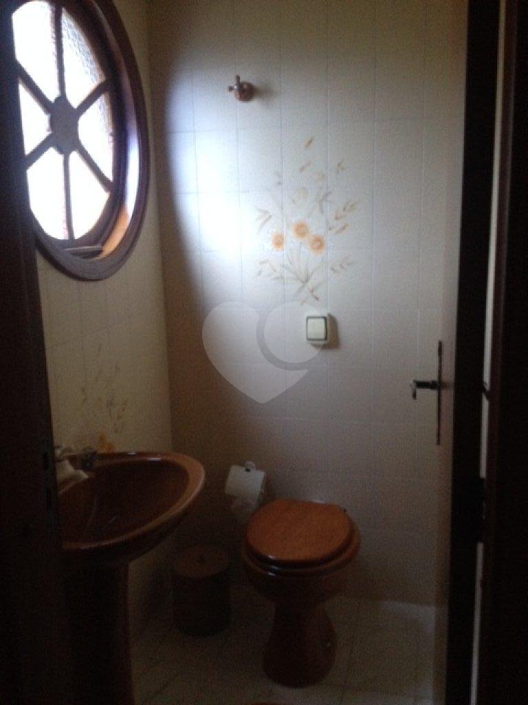Casa à venda com 4 quartos, sendo 3 suítes, em Vila Paiva, São Paulo, SP