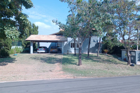 Casa à venda com 2 quartos, sendo 1 suíte, no condomínio Terras de Mont Serrat, Salto - SP
