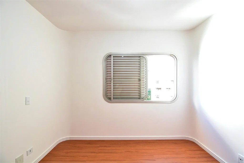 Apartamento à venda com 4 quartos, sendo 2 suítes, em Brooklin Paulista, São Paulo, SP