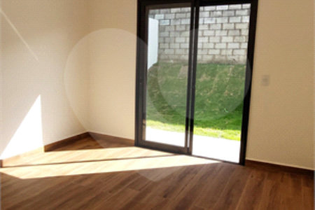 Casa à venda com 3 suítes no condomínio Greenfield, Atibaia - SP