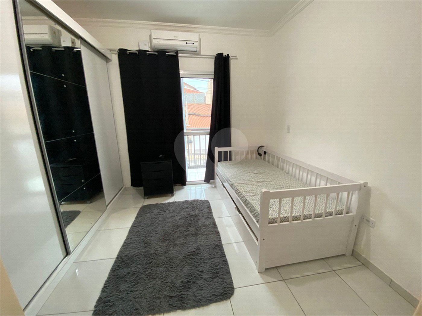 Casa à venda com 2 quartos, sendo 1 suíte, no Centro, Mairinque, SP