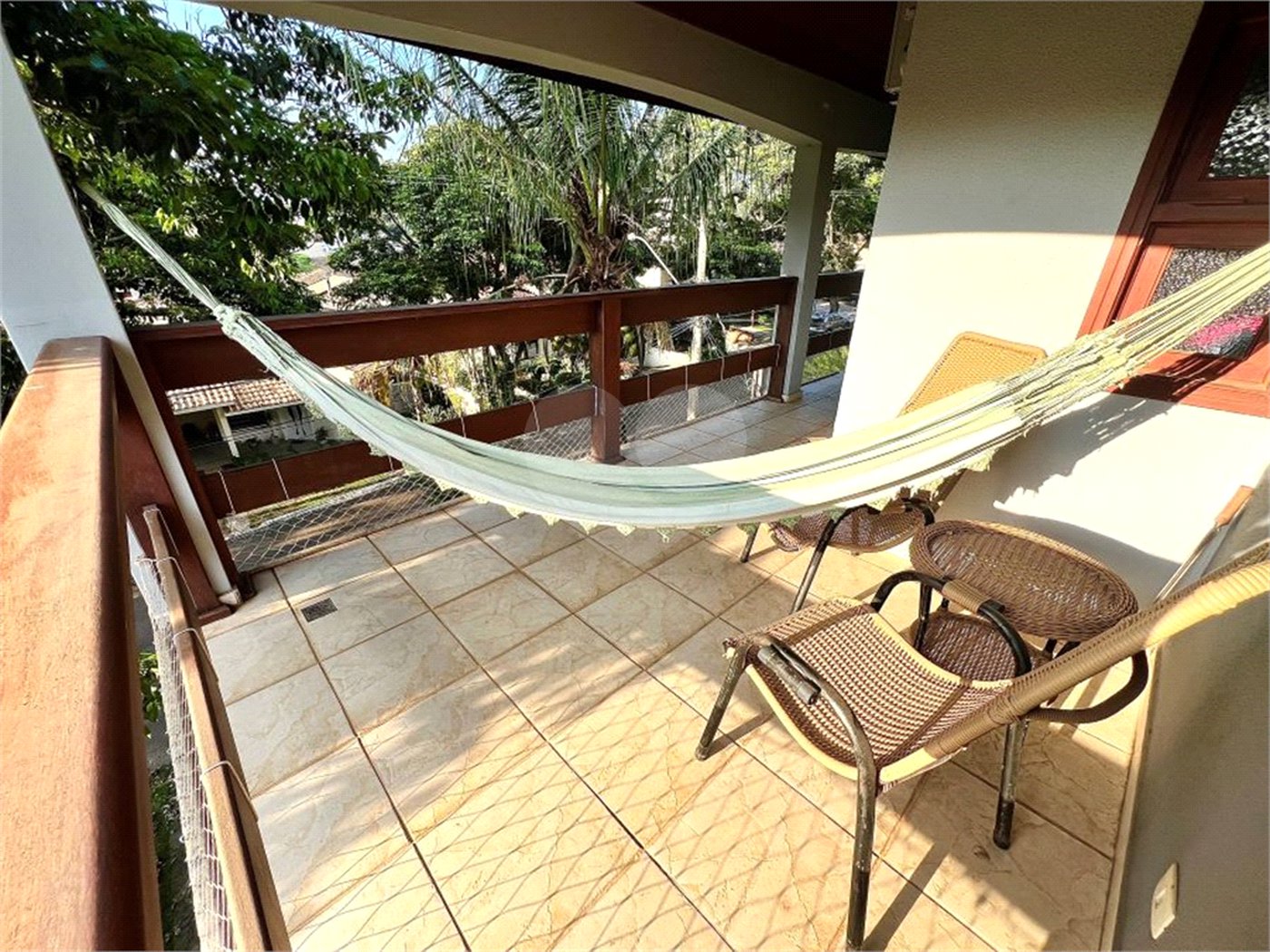 Casa à venda com 4 quartos, sendo 2 suítes,  no condomínio Villaggio Capriccio, Louveira - SP