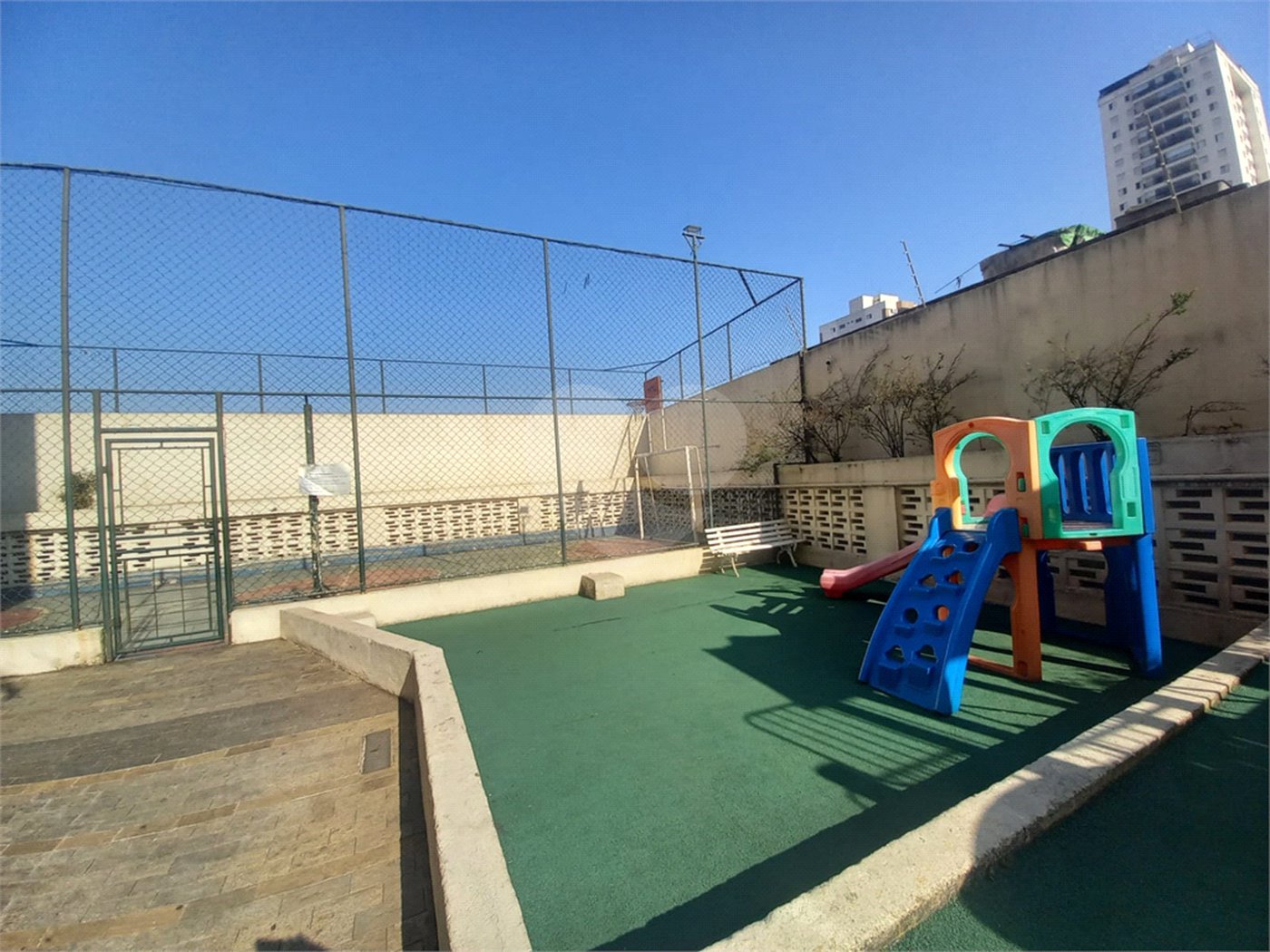Apartamento à venda com 2 quartos, sendo 1 suíte, em Vila Mazzei, São Paulo, SP