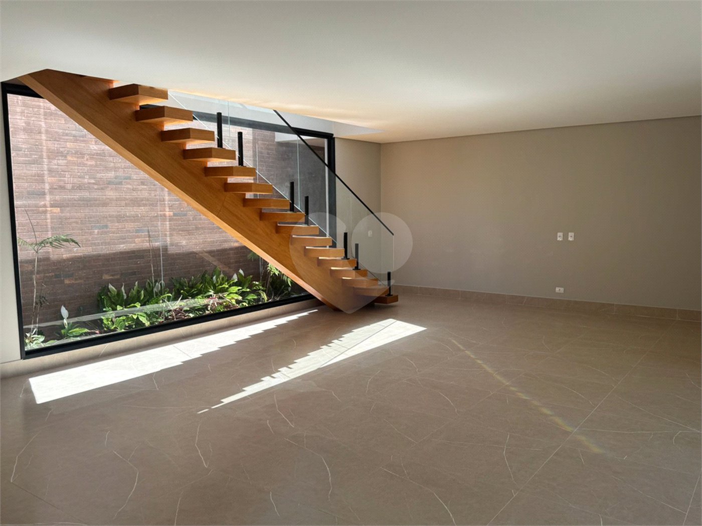 Casa à venda com 4 suítes no condomínio Villas do Golf, Itu - SP