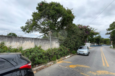 Área de Terra à venda ou para alugar com 2 quartos em Chácaras Reunidas Guaio, Suzano, SP
