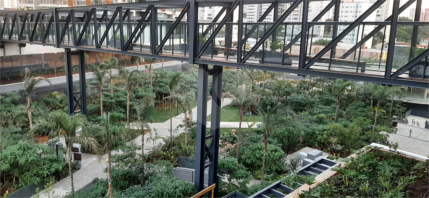 Apartamento para alugar com 3 suítes em Jardim das Acácias, São Paulo, SP