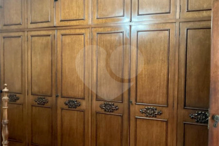 Sobrado à venda ou para alugar com 3 quartos, sendo 1 suíte,  em Parque Colonial, São Paulo, SP