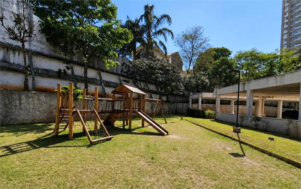 Apartamento à venda com 2 quartos em Jardim Esmeralda, São Paulo, SP