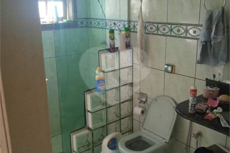 Casa à venda com 8 quartos, sendo 3 suítes, em Jardim Terceiro Centenário, Atibaia, SP