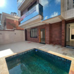 Sobrado com 4 dormitórios à venda, 234 m² por R$ 2.500.000,00 - Ponta da Praia - Santos/SP