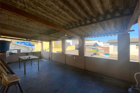 Casa à venda com 2 quartos, sendo 1 suíte,  em Jardim Alvinópolis Ii, Atibaia, SP