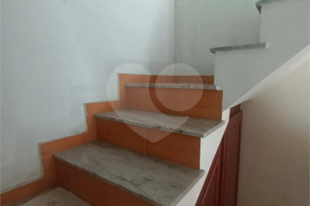 Casa à venda com 2 quartos, sendo 1 suíte, no condomínio Parque Central, Rio de Janeiro - RJ