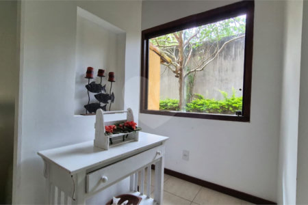 Casa à venda com 5 quartos, sendo 4 suítes,  em Geribá, Armação dos Búzios, RJ