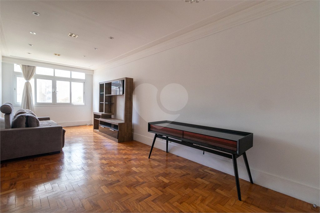 Apartamento à venda com 2 quartos, sendo 1 suíte, em Jardim Paulista, São Paulo, SP
