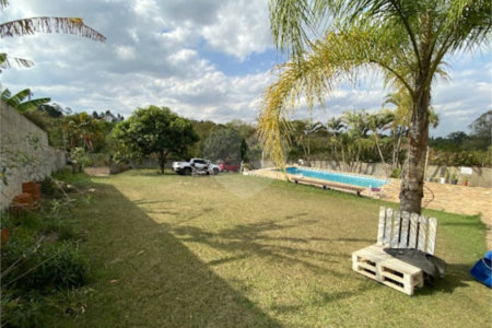 Chácara à venda com 3 quartos, sendo 1 suíte, em Jardim Buru, Salto, SP