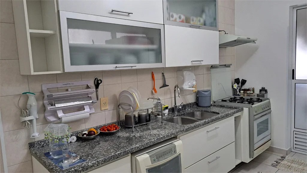 Apartamento à venda com 4 quartos, sendo 2 suítes, em Cidade São Francisco, São Paulo, SP
