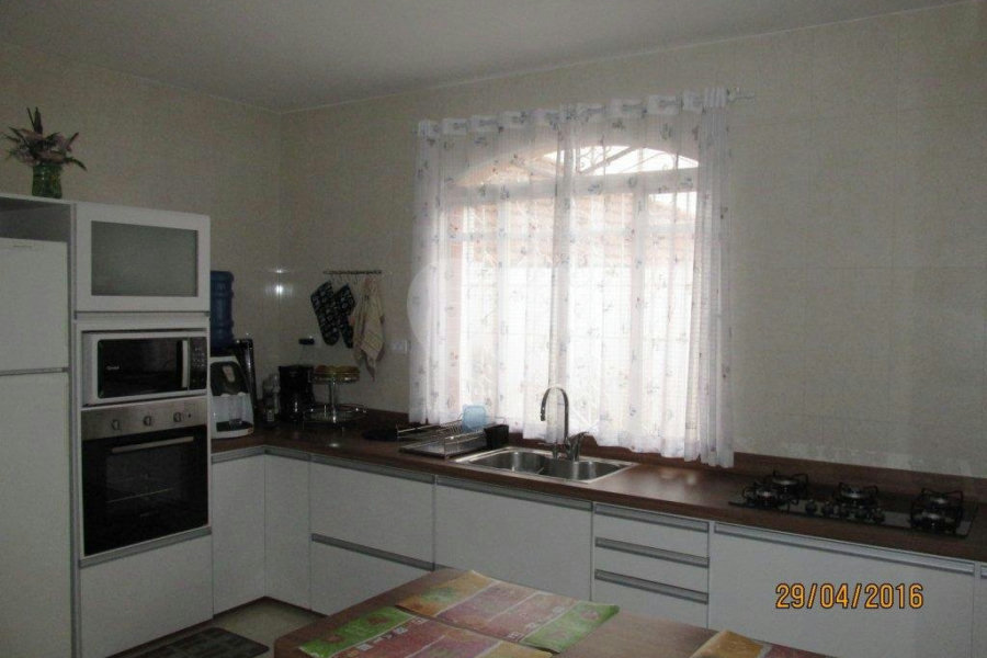 Sobrado à venda com 4 quartos, sendo 1 suíte,  em Vila Nova Cachoeirinha, São Paulo, SP