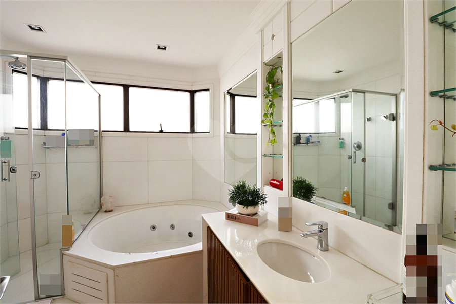 Apartamento à venda com 4 quartos, sendo 3 suítes,  em Santana, São Paulo, SP