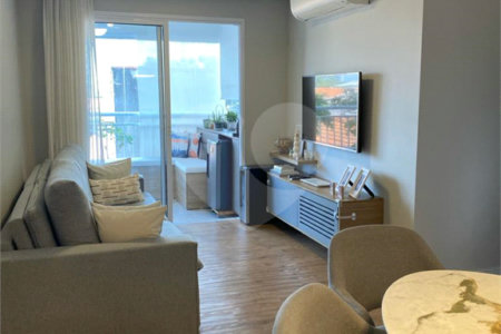 Apartamento à venda com 3 quartos, sendo 1 suíte, em Campo Grande, São Paulo, SP
