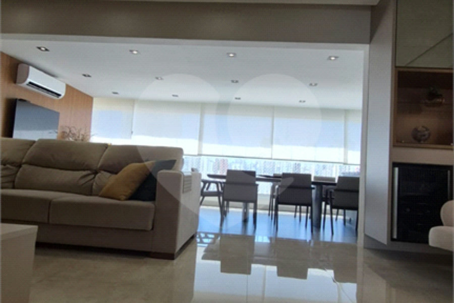 Apartamento à venda com 3 suítes em Santana, São Paulo, SP
