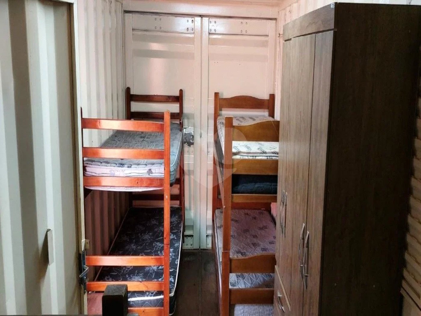 Chácara à venda com 4 quartos, sendo 1 suíte,  em Jardim dos Ipês, Brodowski, SP