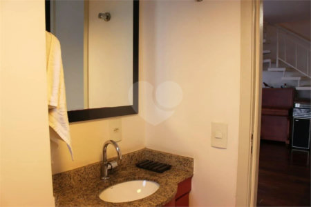 Apartamento Duplex na Vila Santo Estefano 175m² 2 suítes 2 vagas.