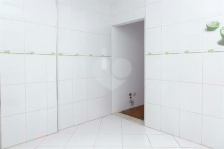 Apartamento - Centro - 1 Dormitório - Próximo ao Metrô - Venda