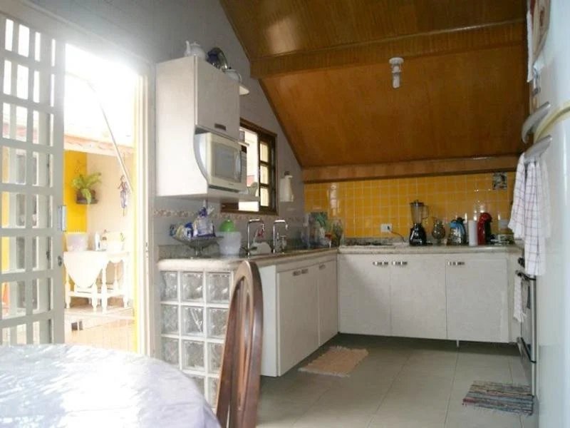 Sobrado à venda com 6 quartos, sendo 5 suítes, em Jardim Catanduva, São Paulo, SP