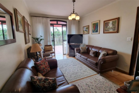 Casa à venda com 3 quartos em Cidade dos Bandeirantes, São Paulo, SP