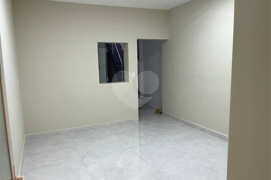 Sobrado à venda ou para alugar com 4 quartos, sendo 1 suíte, em Santana, São Paulo, SP