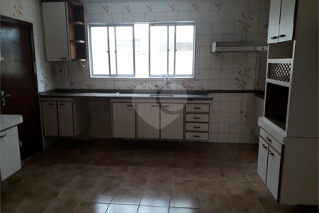Prédio à venda em Santana, São Paulo, SP
