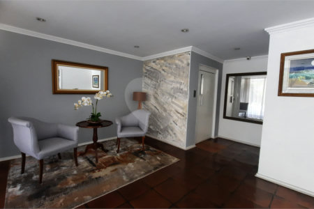 Apartamento à venda com 3 quartos, sendo 1 suíte, em Jardim Marajoara, São Paulo, SP