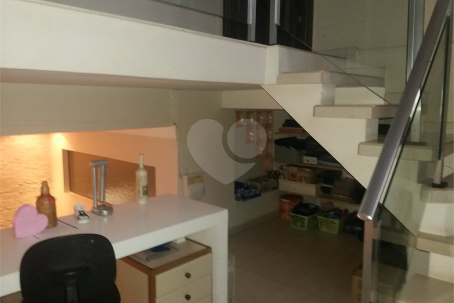 Sobrado à venda com 3 quartos, sendo 1 suíte,  em Vila Guilherme, São Paulo, SP