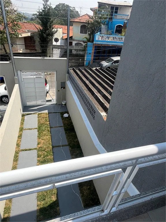 Sobrado à venda com 3 quartos, sendo 1 suíte,  em Vila Tiradentes, São Paulo, SP