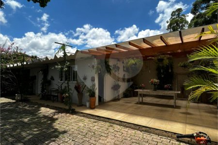 Chácara à venda com 3 suítes em Santa Claudina, Vinhedo, SP