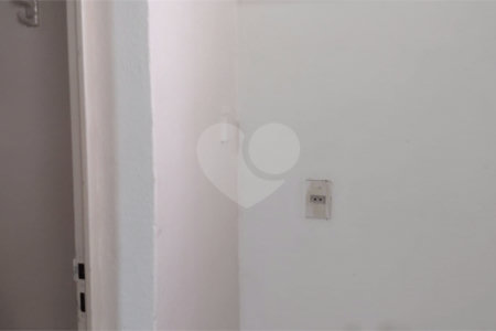 Apartamento no Condomínio Residencial Itaipu