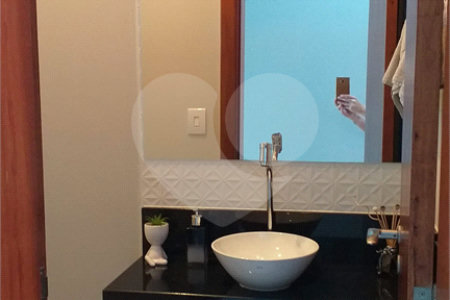 Casa à venda com 3 suítes no condomínio Jardim Reserva Bom Viver de Indaiatuba, Indaiatuba - SP