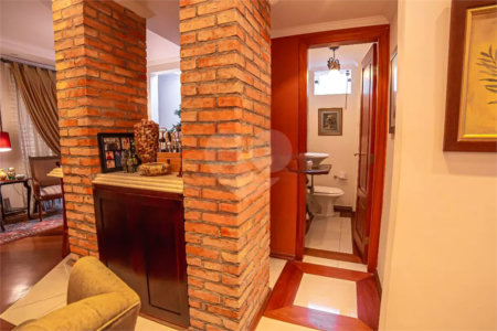Sobrado à venda com 3 quartos, sendo 1 suíte,  em Vila Santo Estéfano, São Paulo, SP
