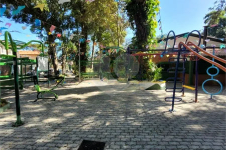 Sobrado à venda com 4 suítes em Jardim Olympia, São Paulo, SP