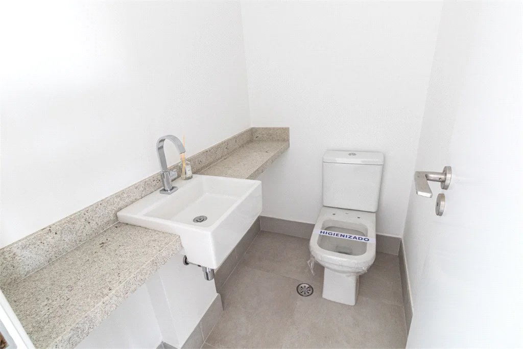 Apartamento à venda com 2 suítes em Jardim Morumbi, São Paulo, SP
