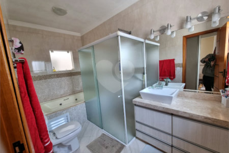 Casa à venda com 3 suítes no condomínio Horto Florestal I, Sorocaba - SP