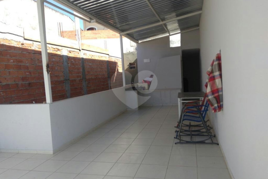 Sobrado à venda com 3 suítes em Jaraguá, São Paulo, SP