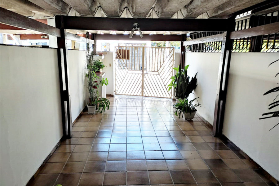 Sobrado à venda com 2 suítes em Tremembé, São Paulo, SP