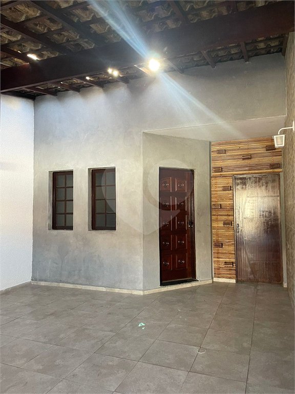 Casa à venda com 3 quartos, sendo 1 suíte, em Jardim Camila, Mogi das Cruzes, SP