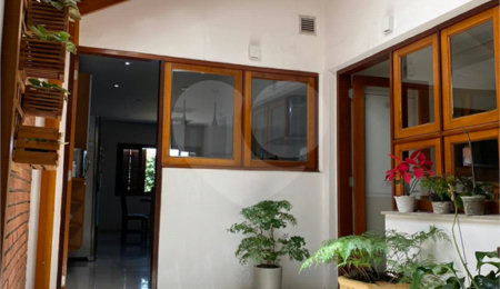 Sobrado à venda com 4 quartos, sendo 1 suíte,  em Tremembé, São Paulo, SP